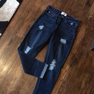 Denizen Levi’s boyfriend destructed jeans